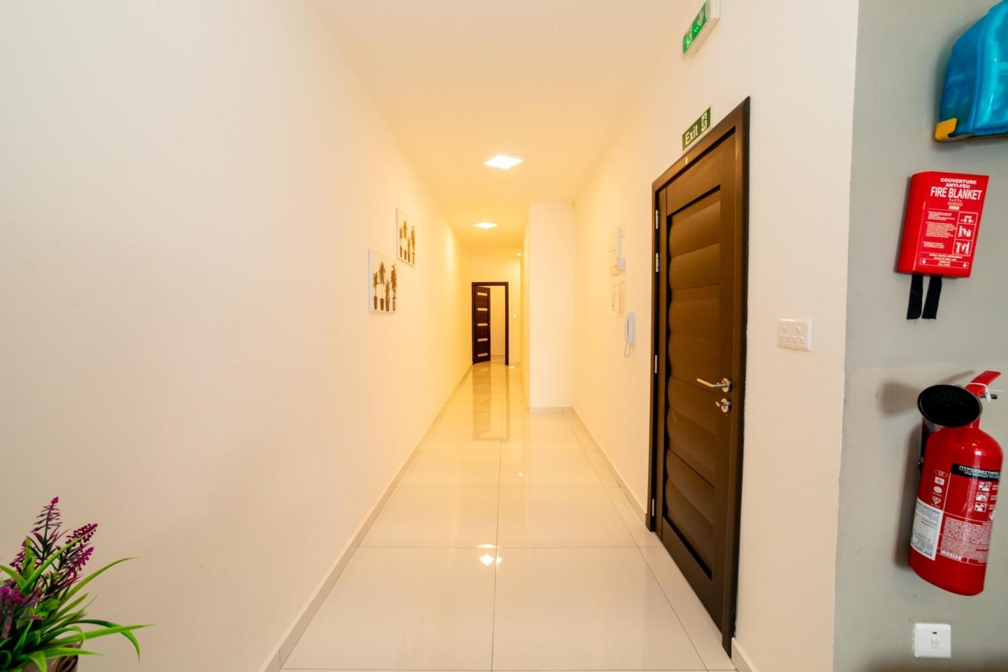 New And Modern Home In Bugibba, Great Location Bahía de San Pablo Exterior foto