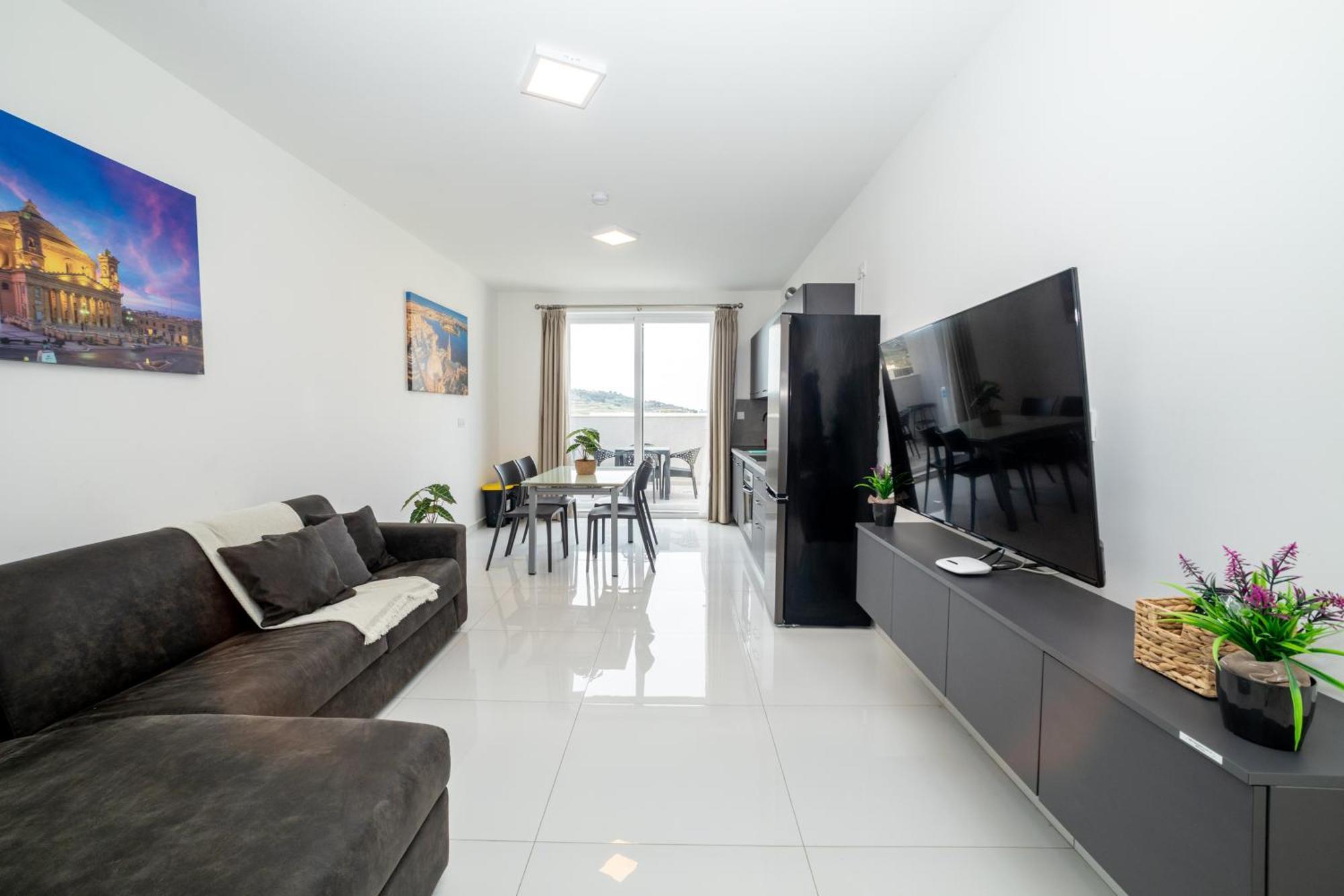 New And Modern Home In Bugibba, Great Location Bahía de San Pablo Exterior foto